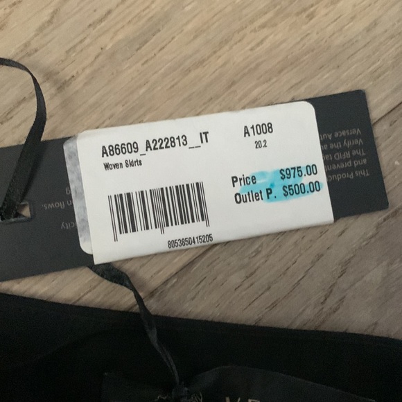 Versace new black long skirt with tags - Picture 8 of 8